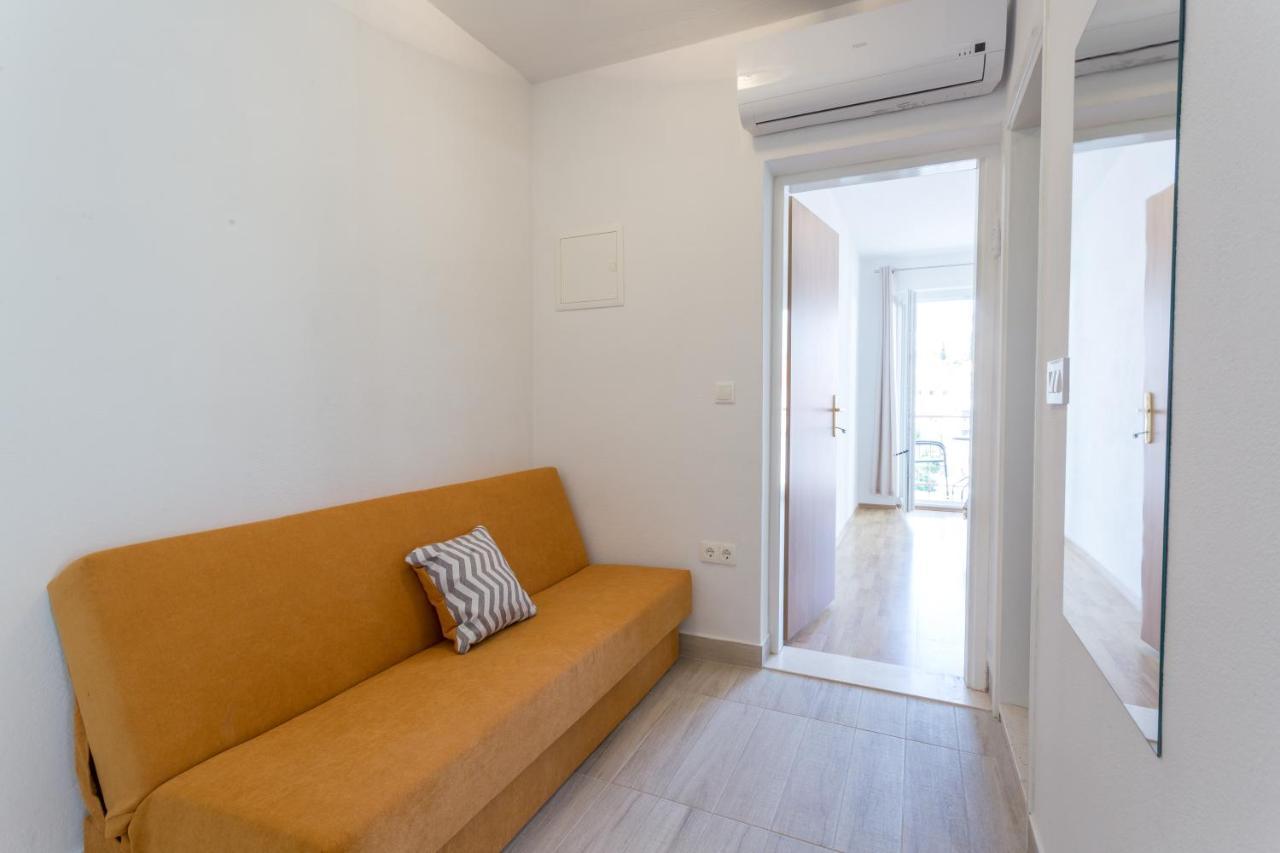 Apartments Sanja Hvar Town Luaran gambar