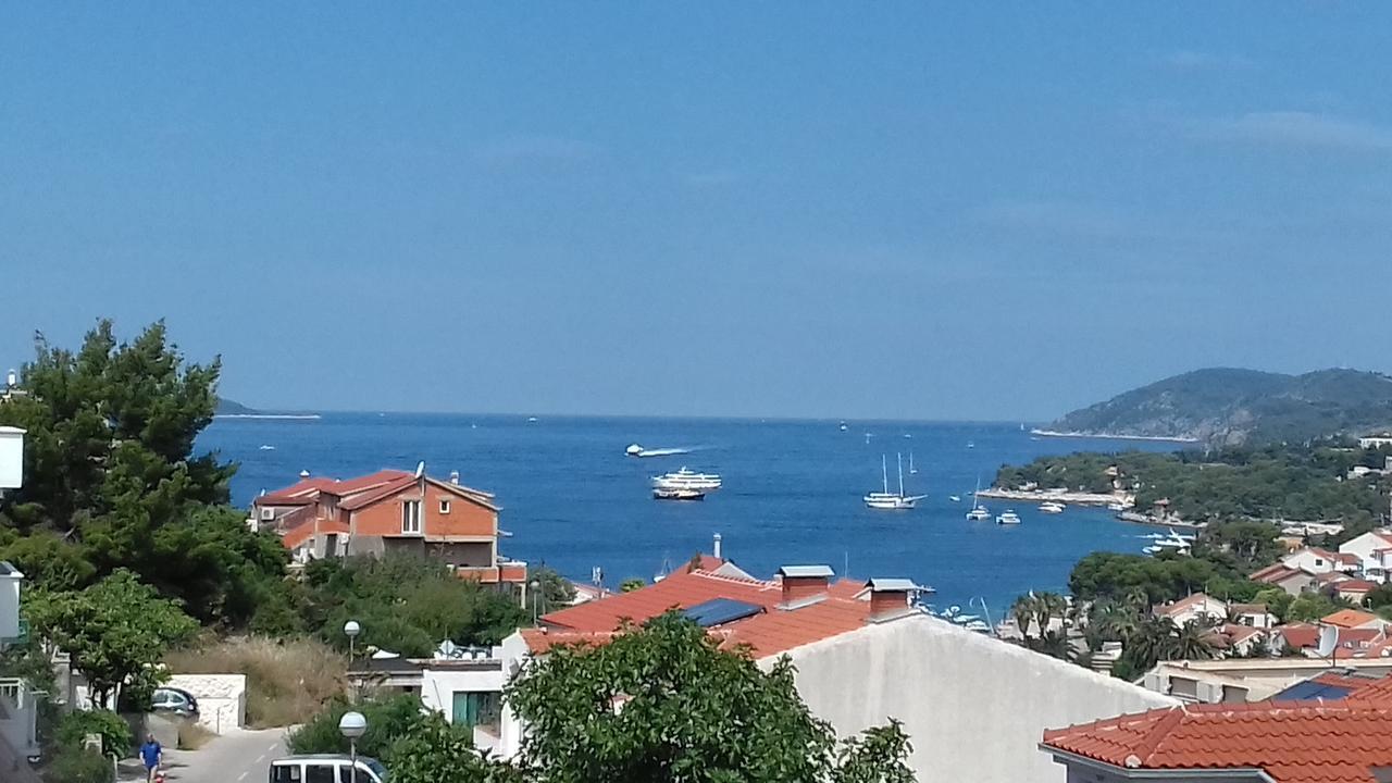 Apartments Sanja Hvar Town Luaran gambar