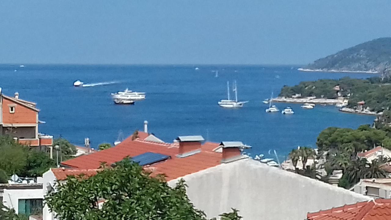 Apartments Sanja Hvar Town Luaran gambar