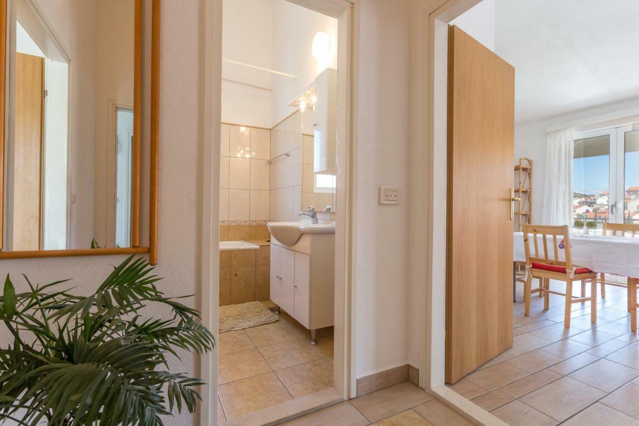 Apartments Sanja Hvar Town Luaran gambar
