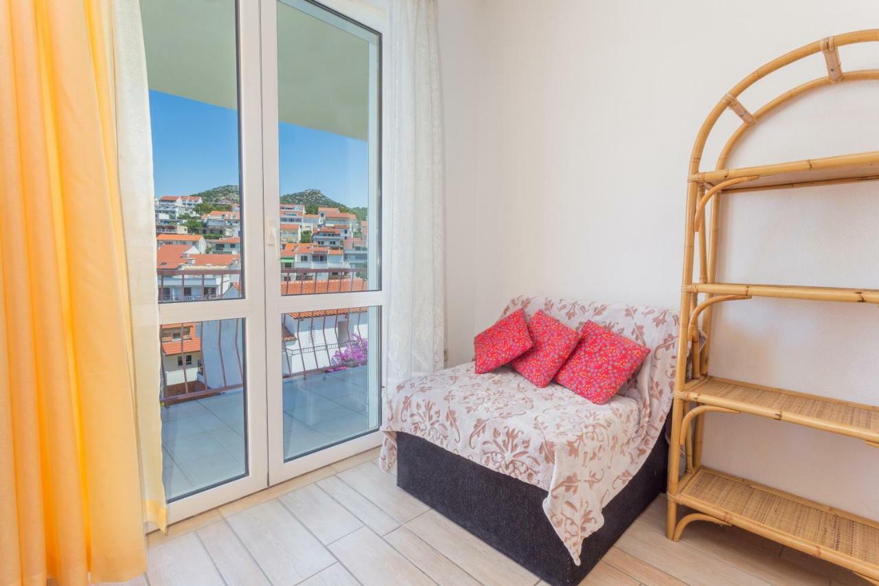 Apartments Sanja Hvar Town Luaran gambar