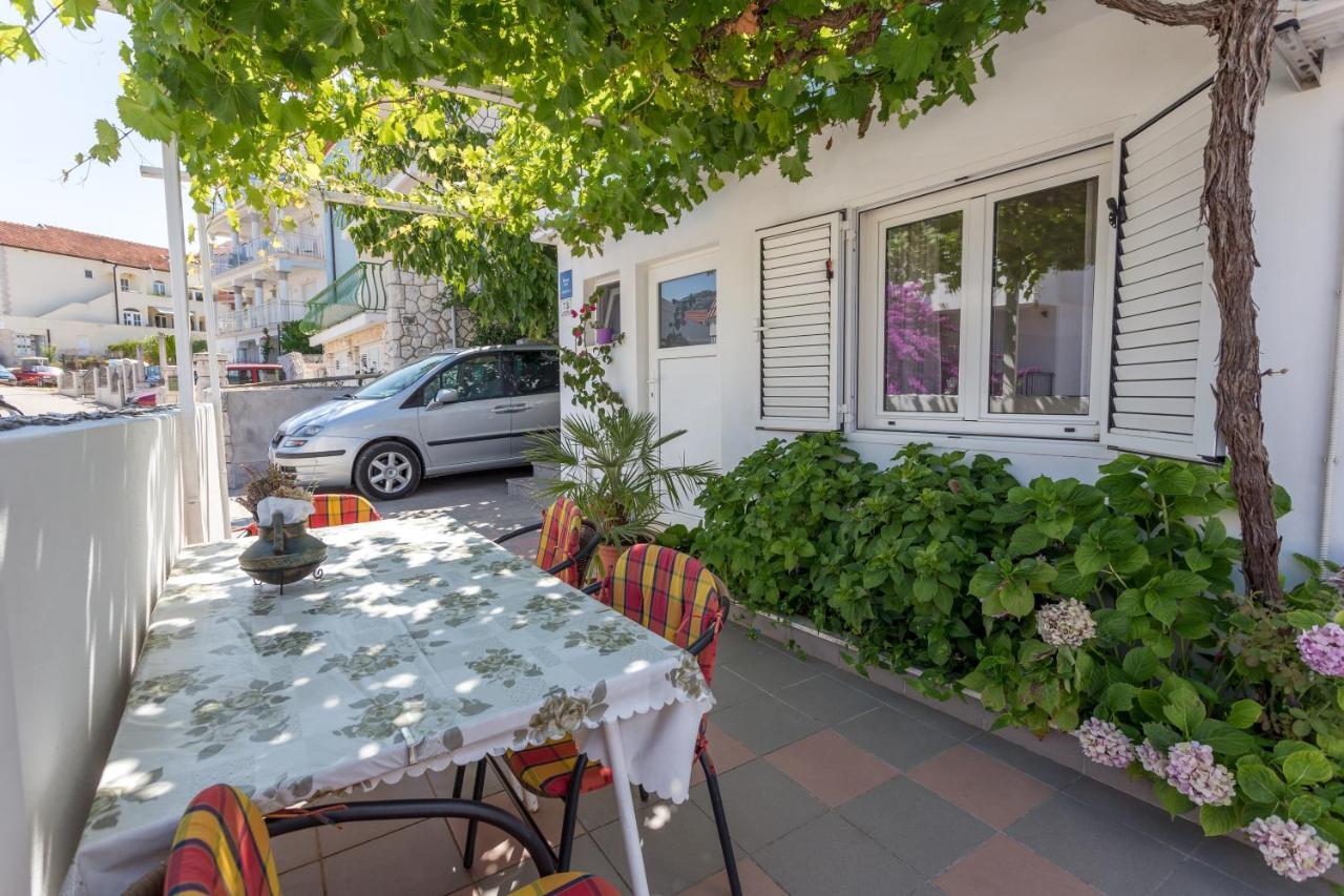 Apartments Sanja Hvar Town Luaran gambar