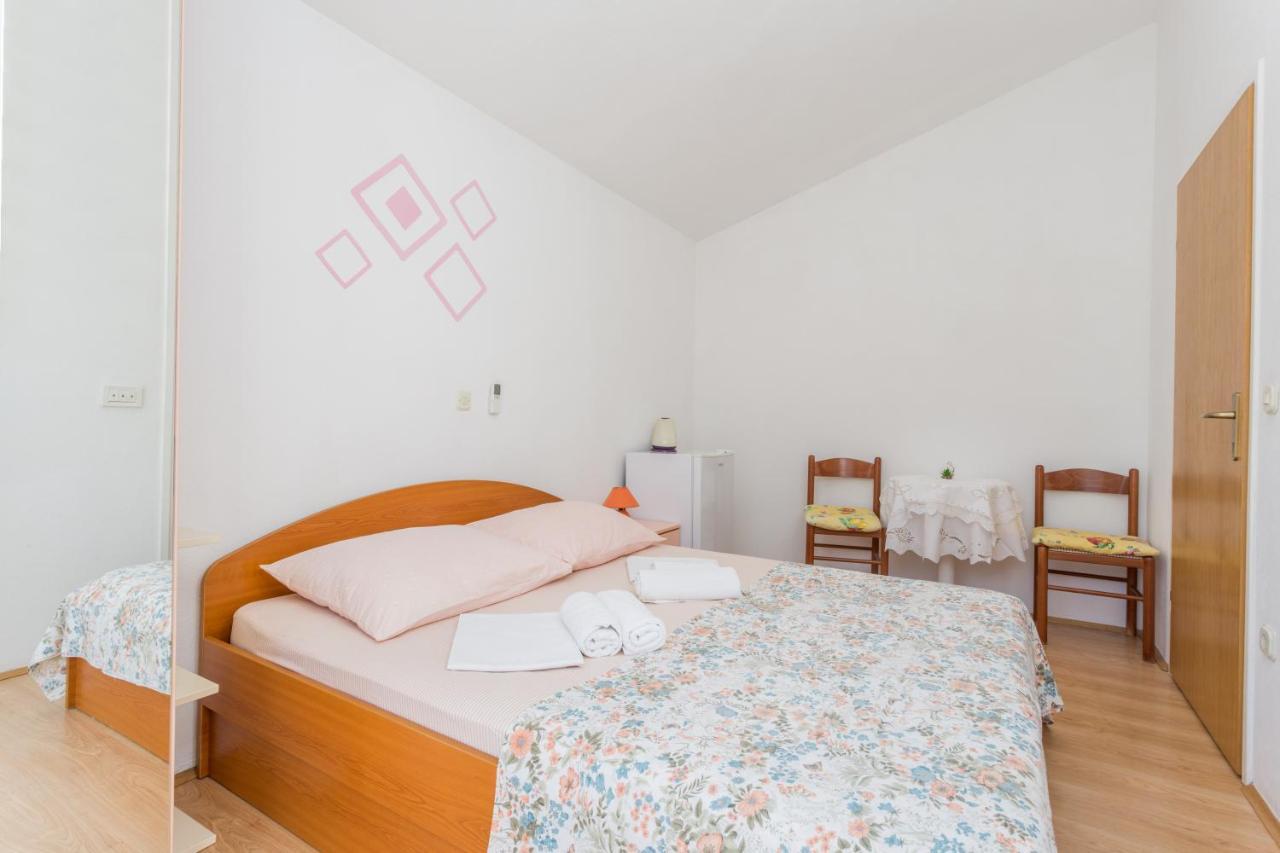 Apartments Sanja Hvar Town Luaran gambar