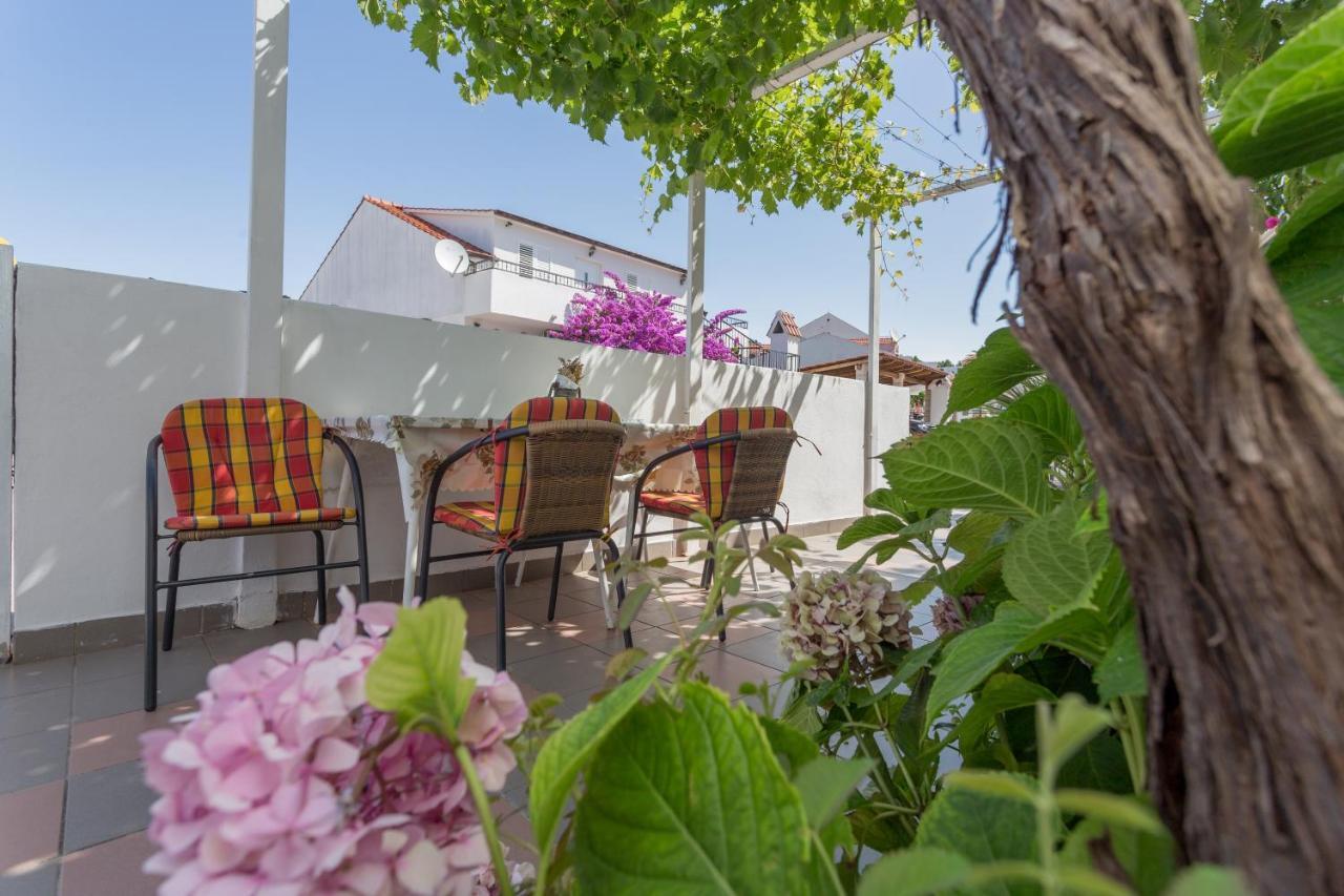 Apartments Sanja Hvar Town Luaran gambar